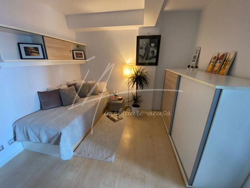 Prelungirea Ghencea, terasa 25mp, parcare-2 loc, inchiriere apartament 5 camere