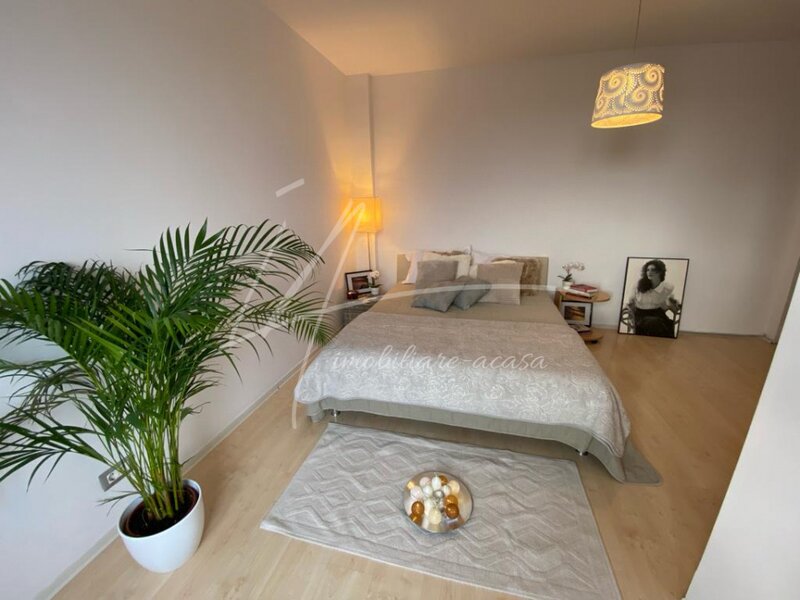 Prelungirea Ghencea, terasa 25mp, parcare-2 loc, inchiriere apartament 5 camere